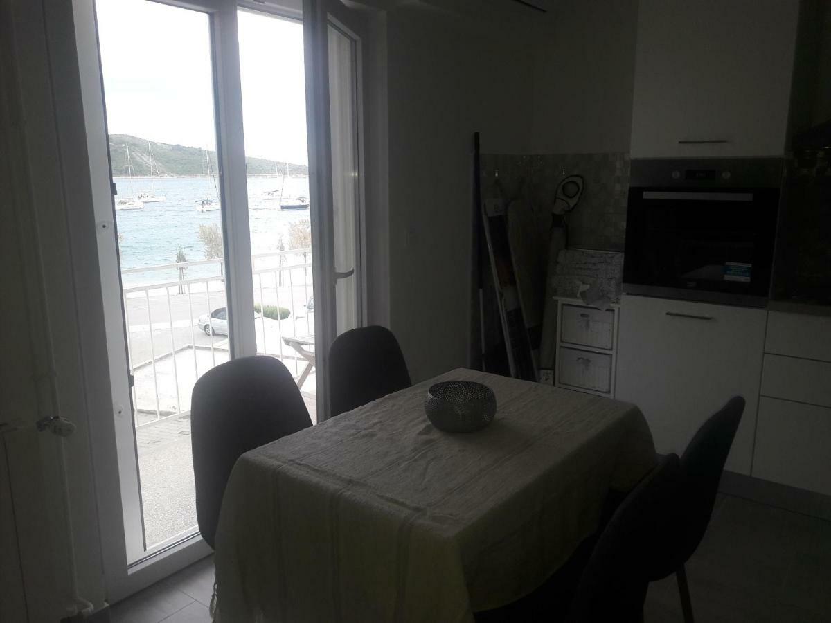Apartment Tea 2 Primošten Exteriör bild