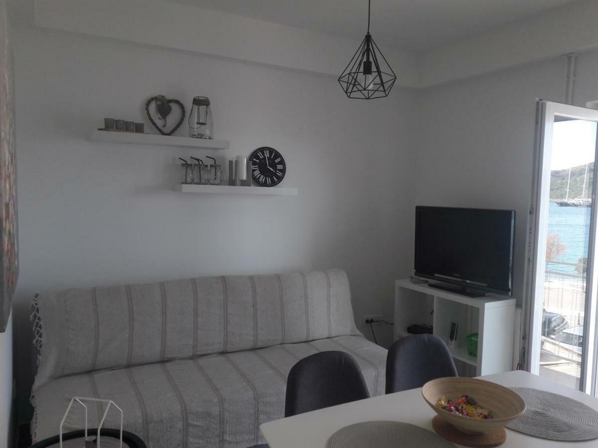 Apartment Tea 2 Primošten Exteriör bild